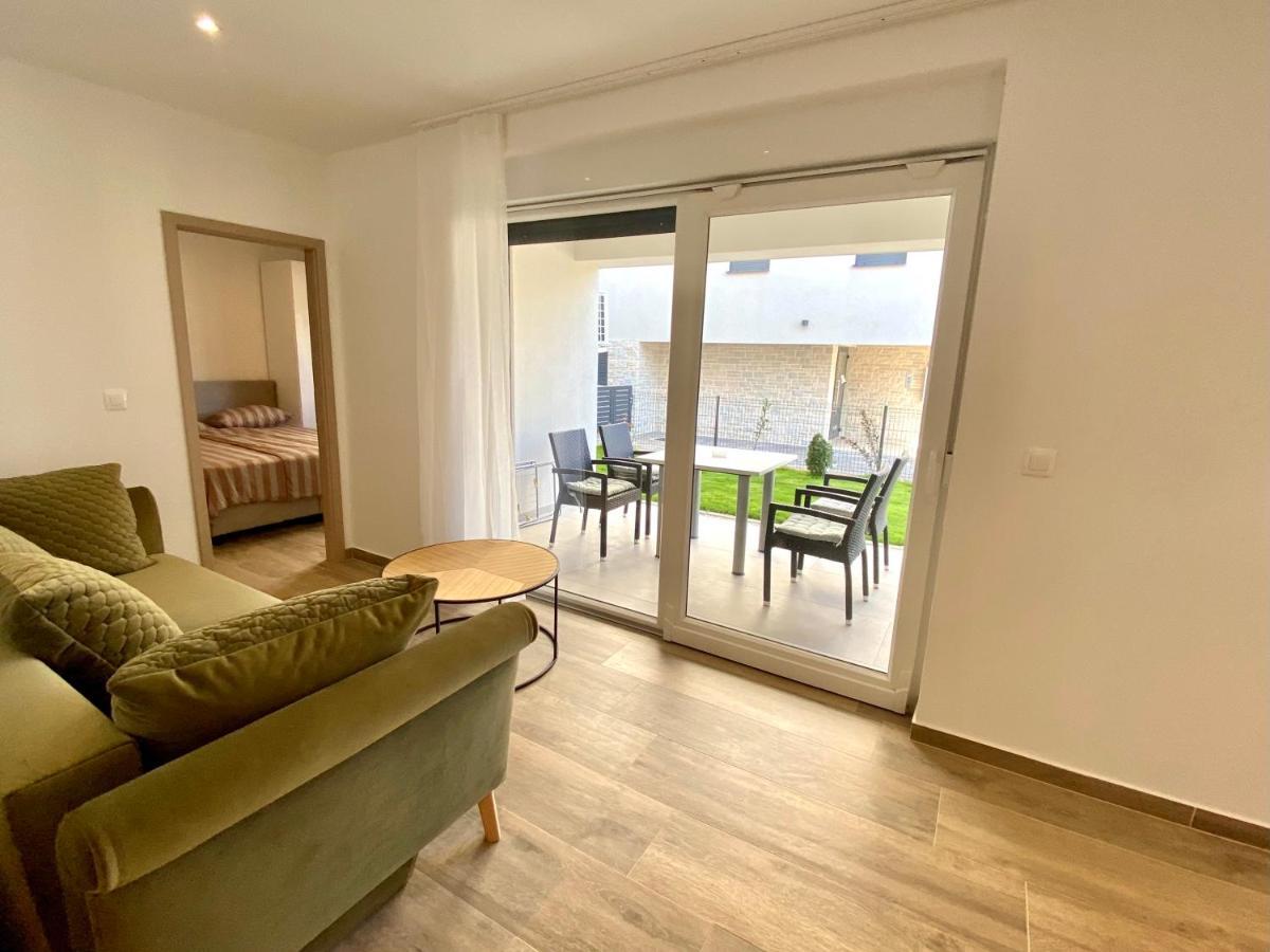 מדולין Apartman Terra מראה חיצוני תמונה
