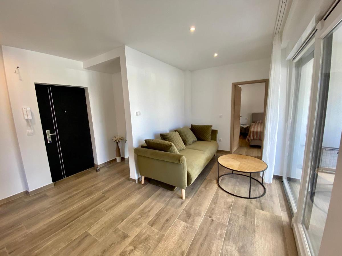 מדולין Apartman Terra מראה חיצוני תמונה